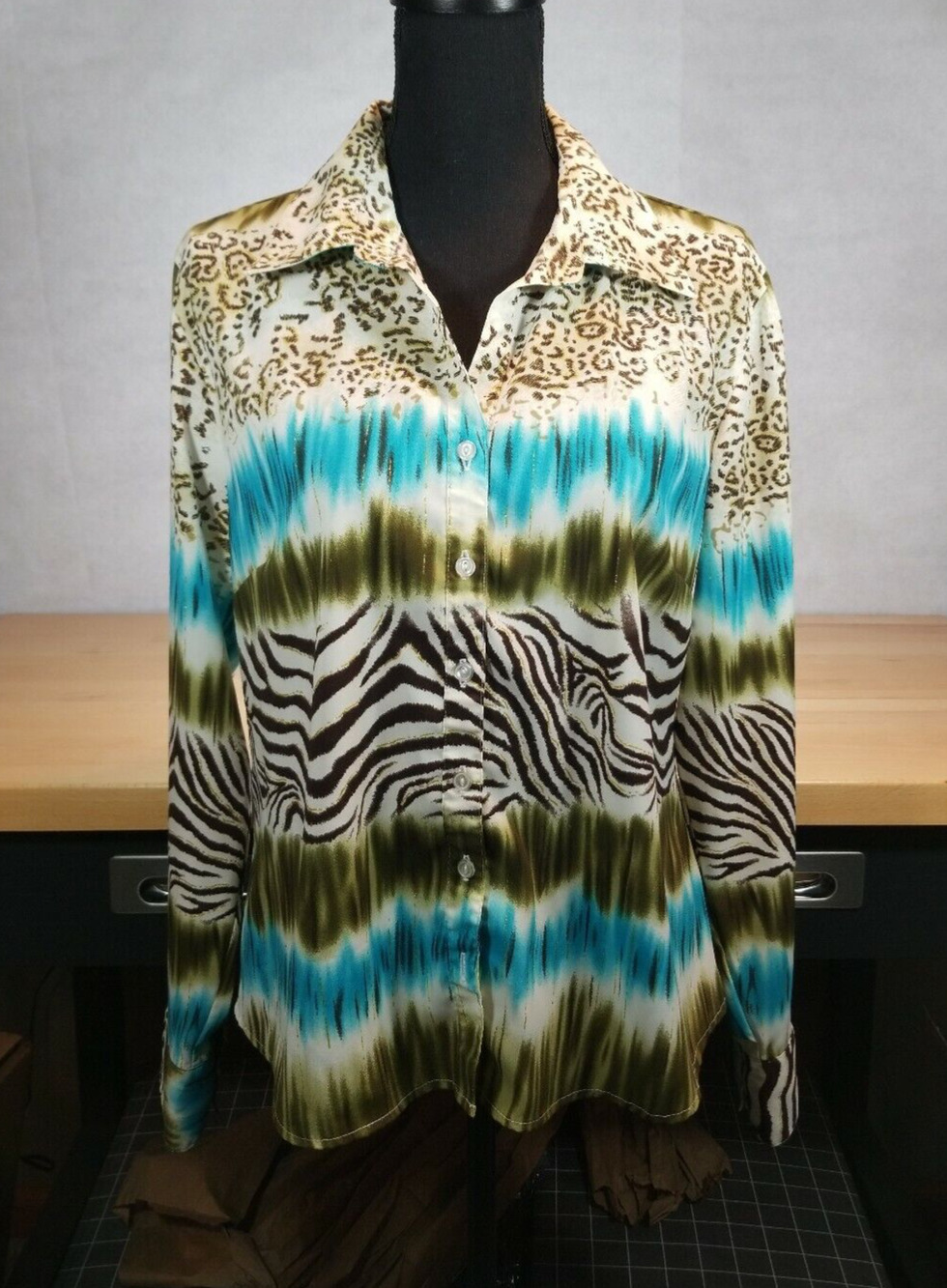 Ninety Women Button Down Shirt Top Blouse Large Zebra Stripe Leopard Blue Green